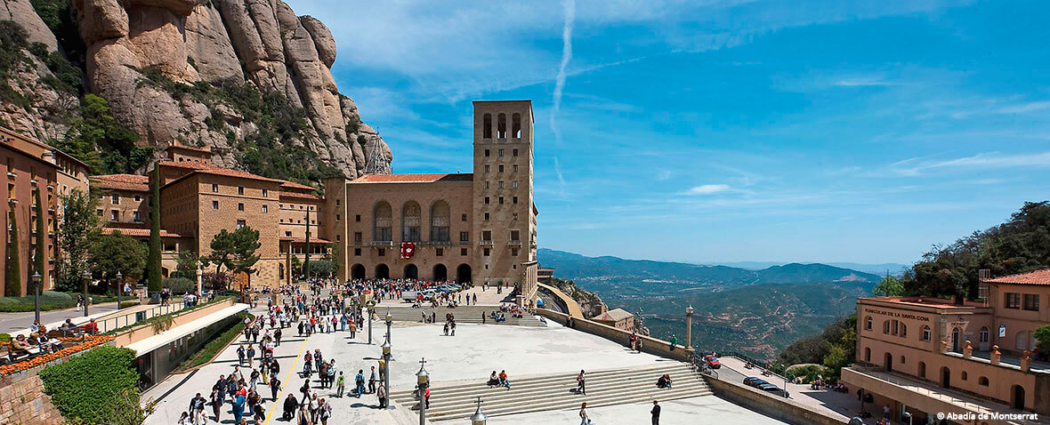 hot air balloon barcelona catalonia catalunya montserrat 2